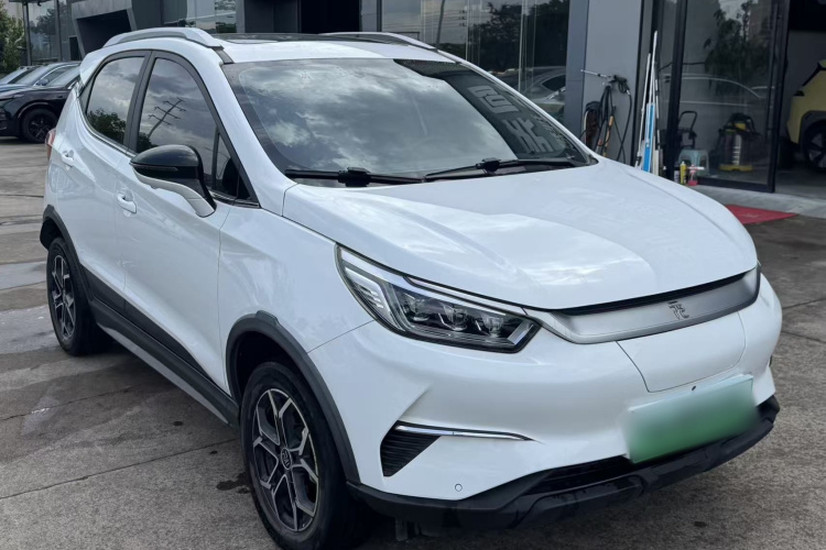 BYD Yuan Pro 2022 #4 BYD Yuan Pro 2022 car image #4