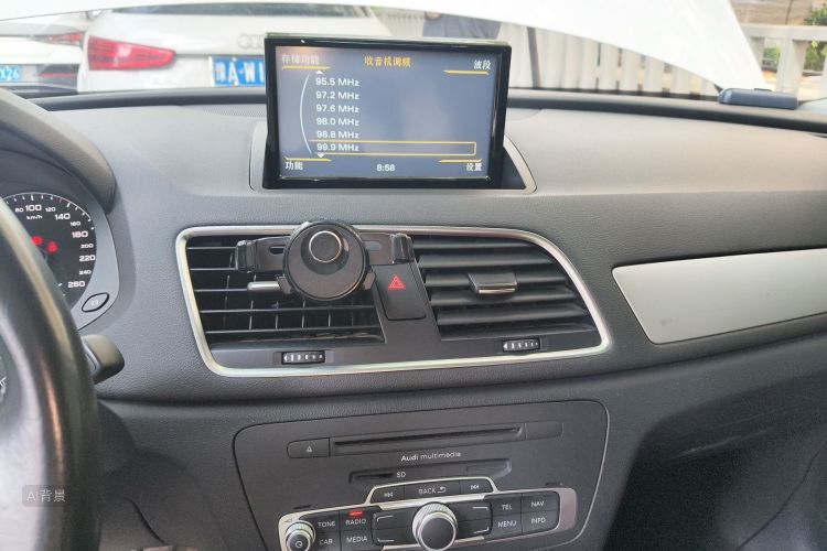 Audi Q3 2015 #15 Audi Q3 2015 immagine di auto #15