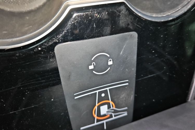 Tesla Model 3 2020 #9 Tesla Model 3 2020 car image #9