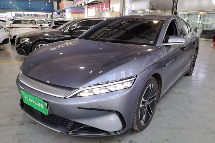 BYD Han 2023 car image #2