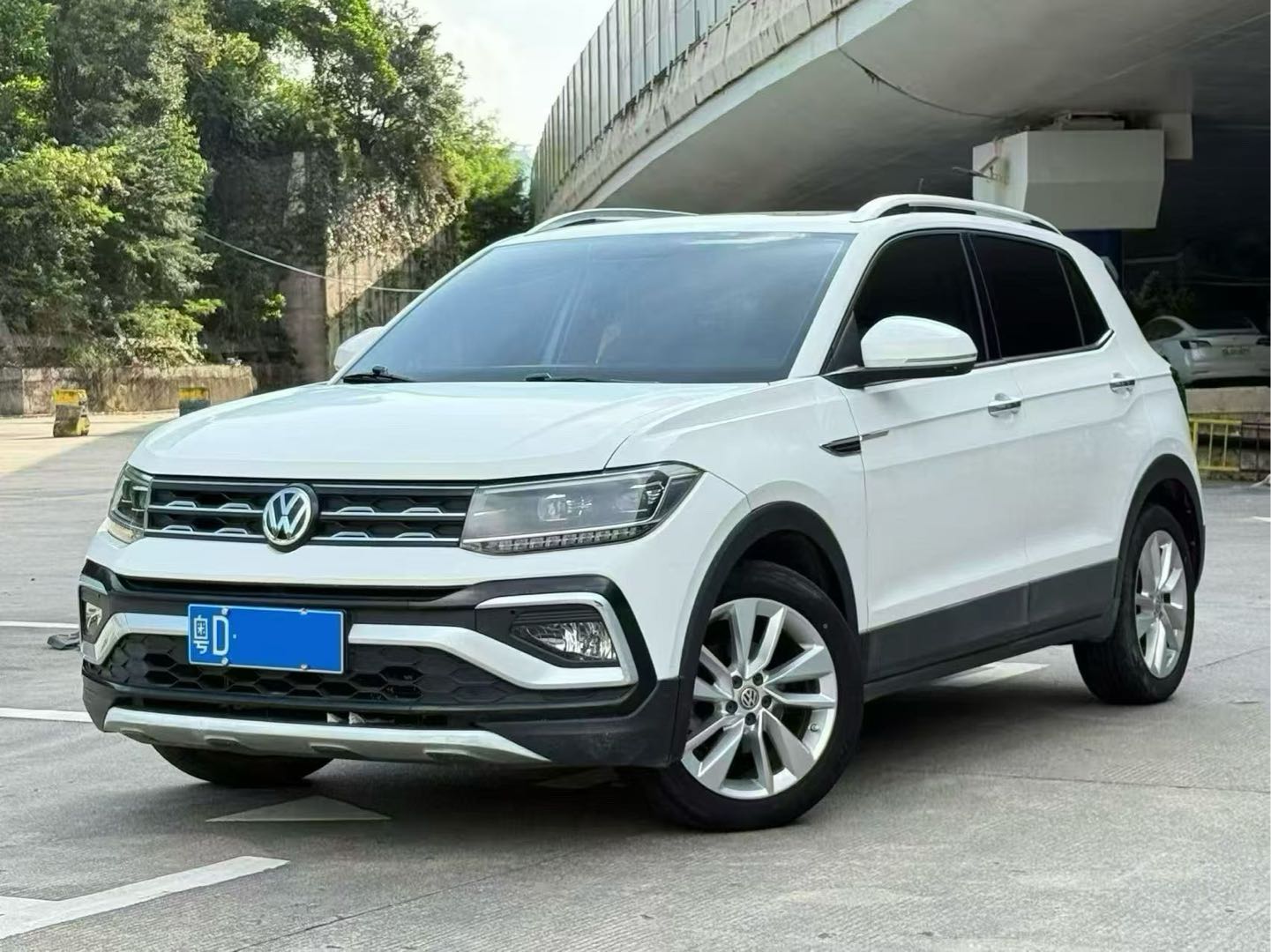 Volkswagen T-Cross 2020 #2 Volkswagen T-Cross 2020 car image #2