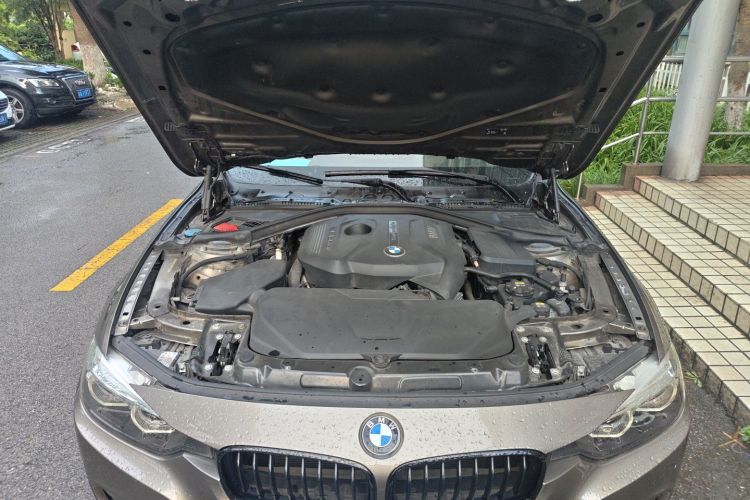 BMW 3 Series 2019 #18 BMW 3 Series 2019 car image #18