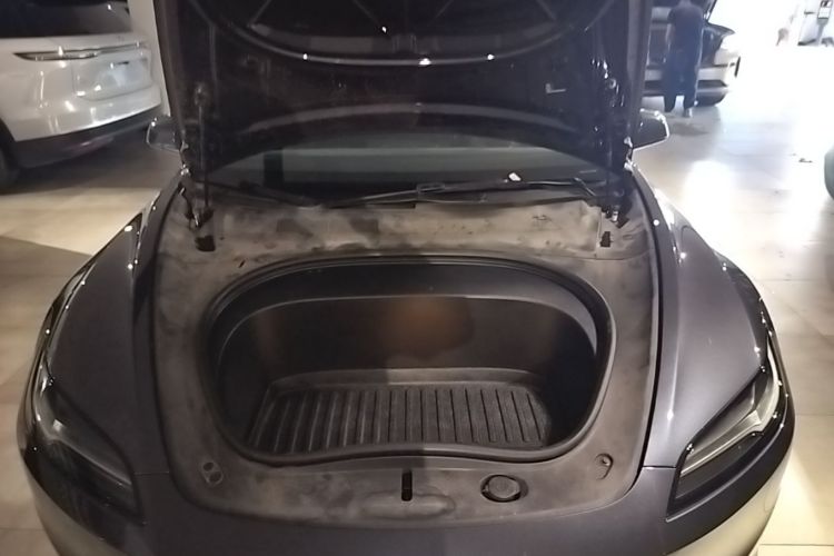 Tesla Model 3 2025 #20 Tesla Model 3 2025 car image #20