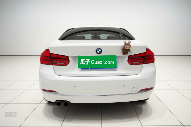 BMW 3 Series 2018 #6 BMW 3 Series 2018 car image #6