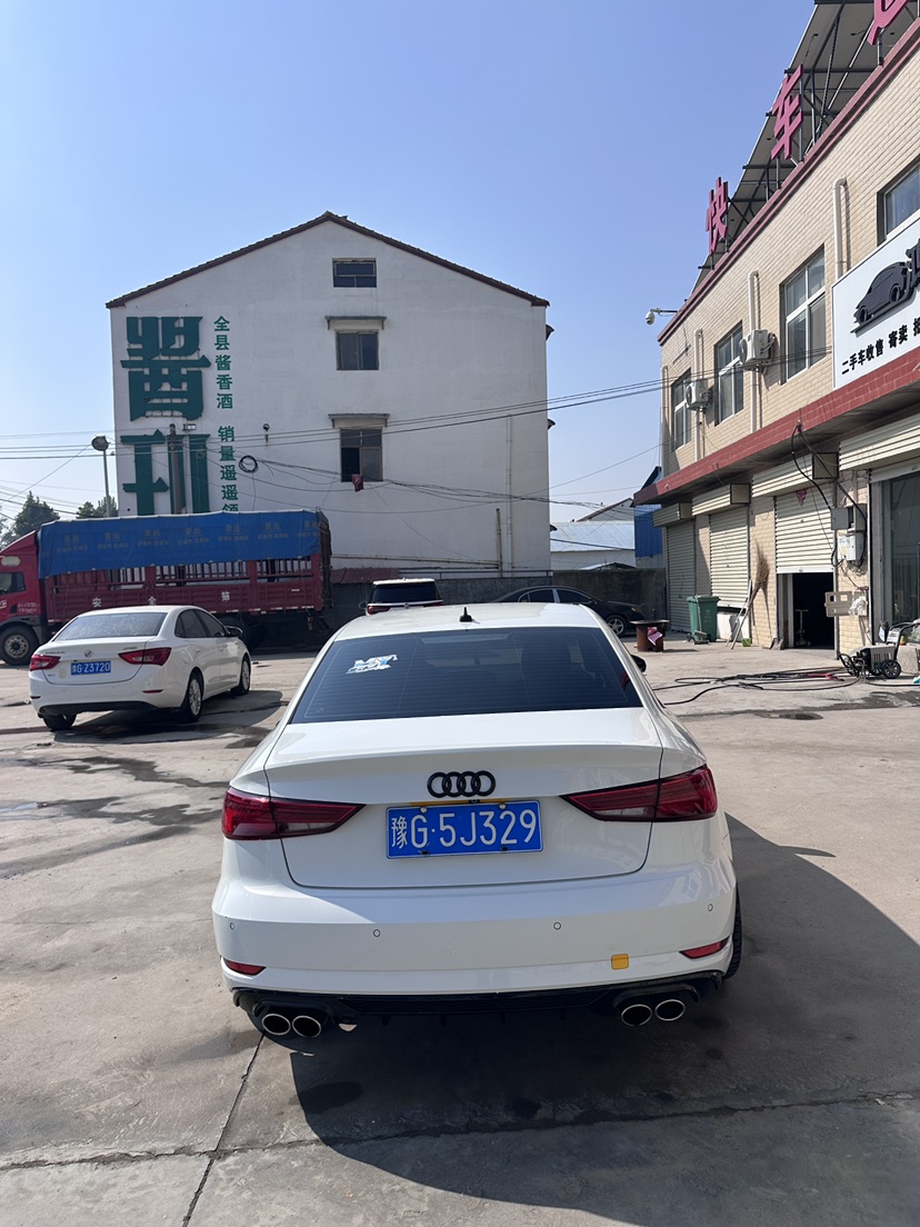 Audi A3 2019 car image #6
