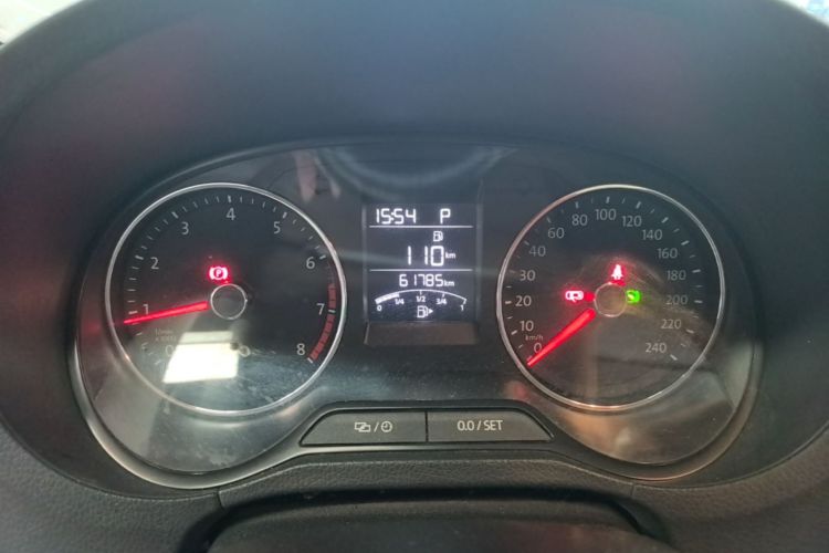 Volkswagen Polo 2017 car image #12