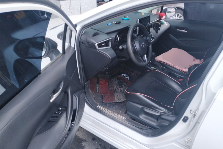 Toyota Corolla 2020 car image #13