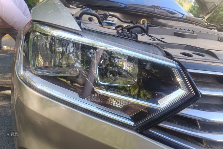 Volkswagen Bora 2016 car image #8