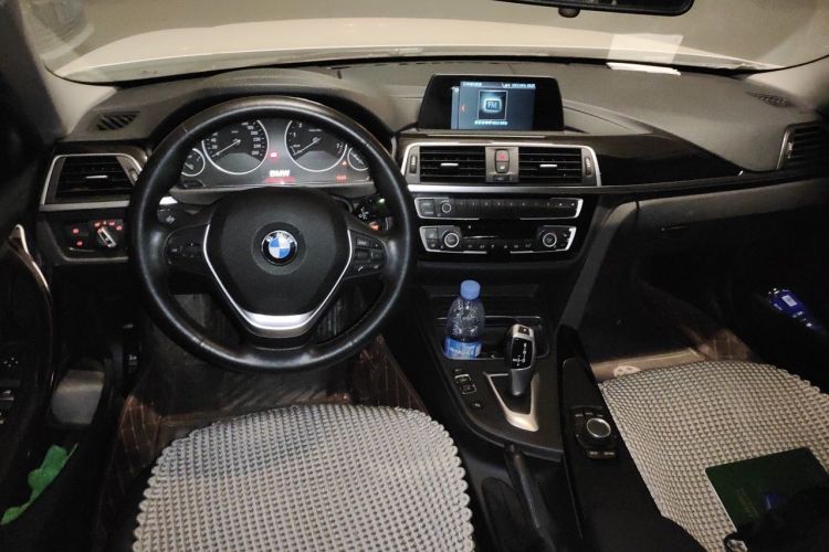 BMW 3 Series 2018 #12 BMW 3 Series 2018 car image #12