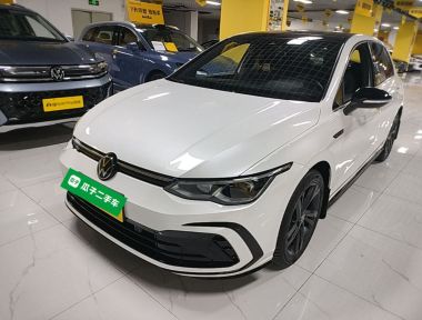 Volkswagen Golf 2024 car image 