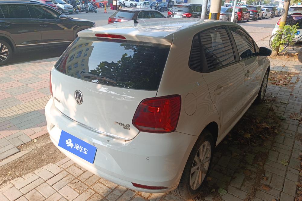 Volkswagen Polo 2016 car image #3