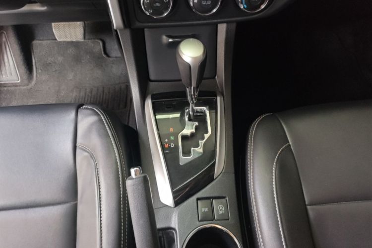 Toyota Corolla 2019 #14 Toyota Corolla 2019 car image #14