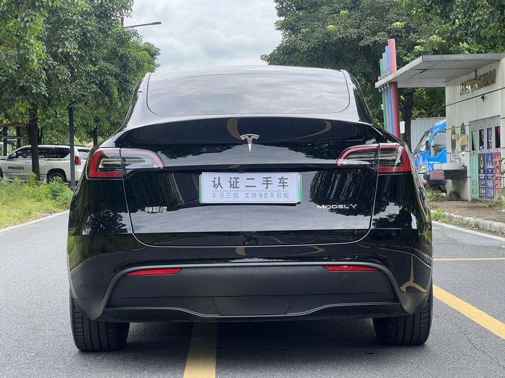 Tesla Model Y 2024 #5 Tesla Model Y 2024 изображение автомобиля #5