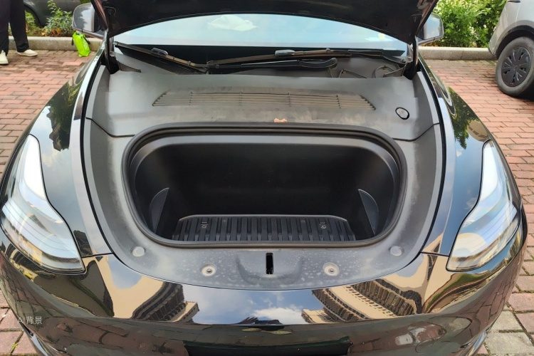 Tesla Model Y 2023 #22 Tesla Model Y 2023 car image #22