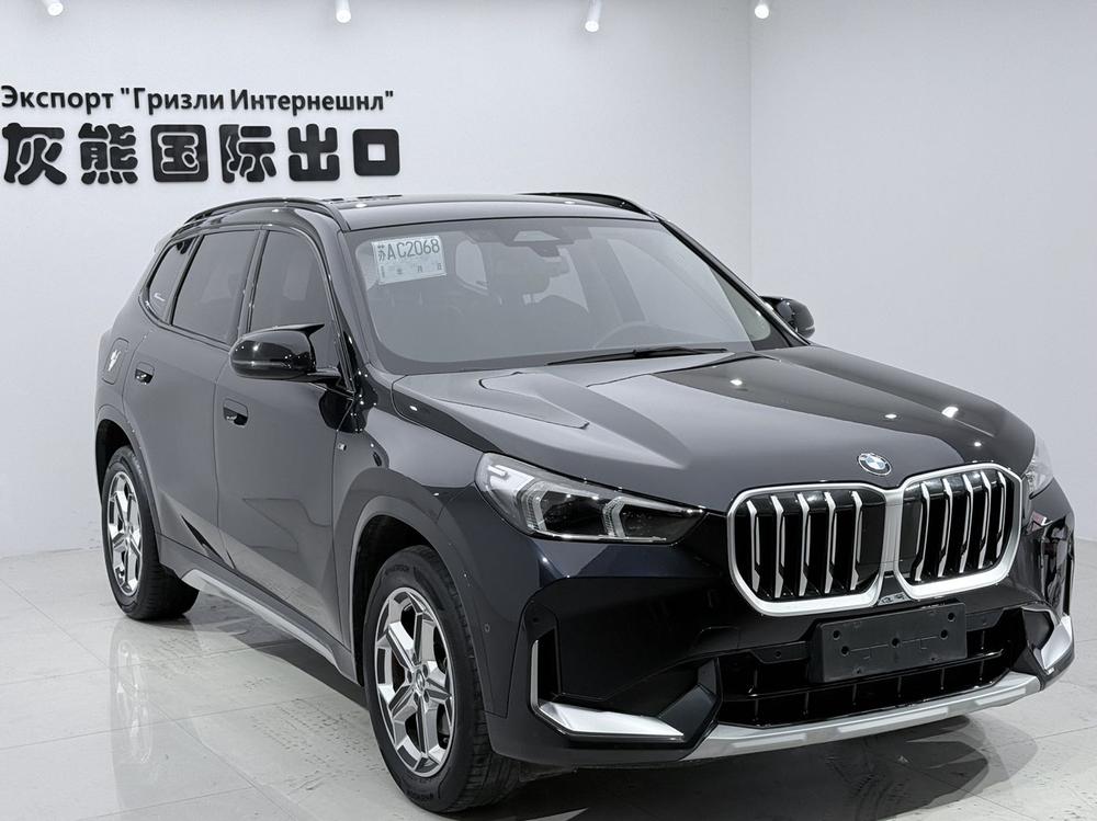 BMW X1 2023 car image #3