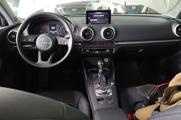 奥迪 奥迪A3 2017 汽车图片 #10