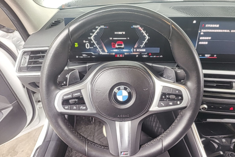 BMW 3 Series 2023 #15 BMW 3 Series 2023 car image #15