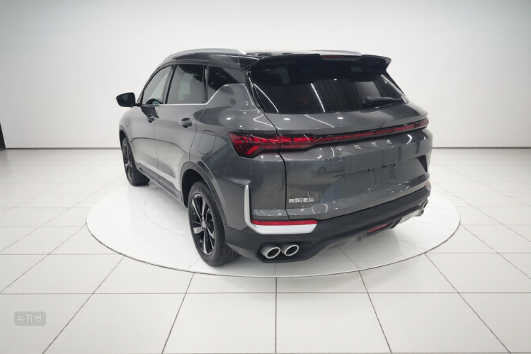 GEELY Coolray 2026 #5 GEELY Coolray 2026 car image #5