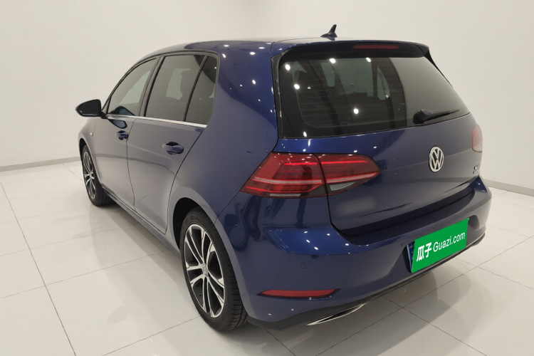 Volkswagen Golf 2019 #4 Volkswagen Golf 2019 car image #4