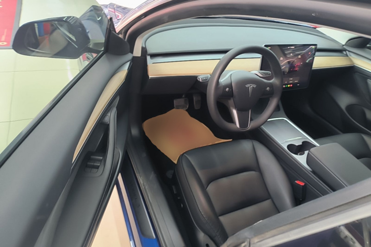 Tesla Model 3 2023 #12 Tesla Model 3 2023 изображение автомобиля #12