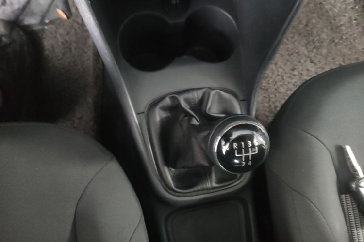Volkswagen Polo 2017 #14 Volkswagen Polo 2017 car image #14