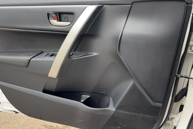 2015 #25 2015 car image #25