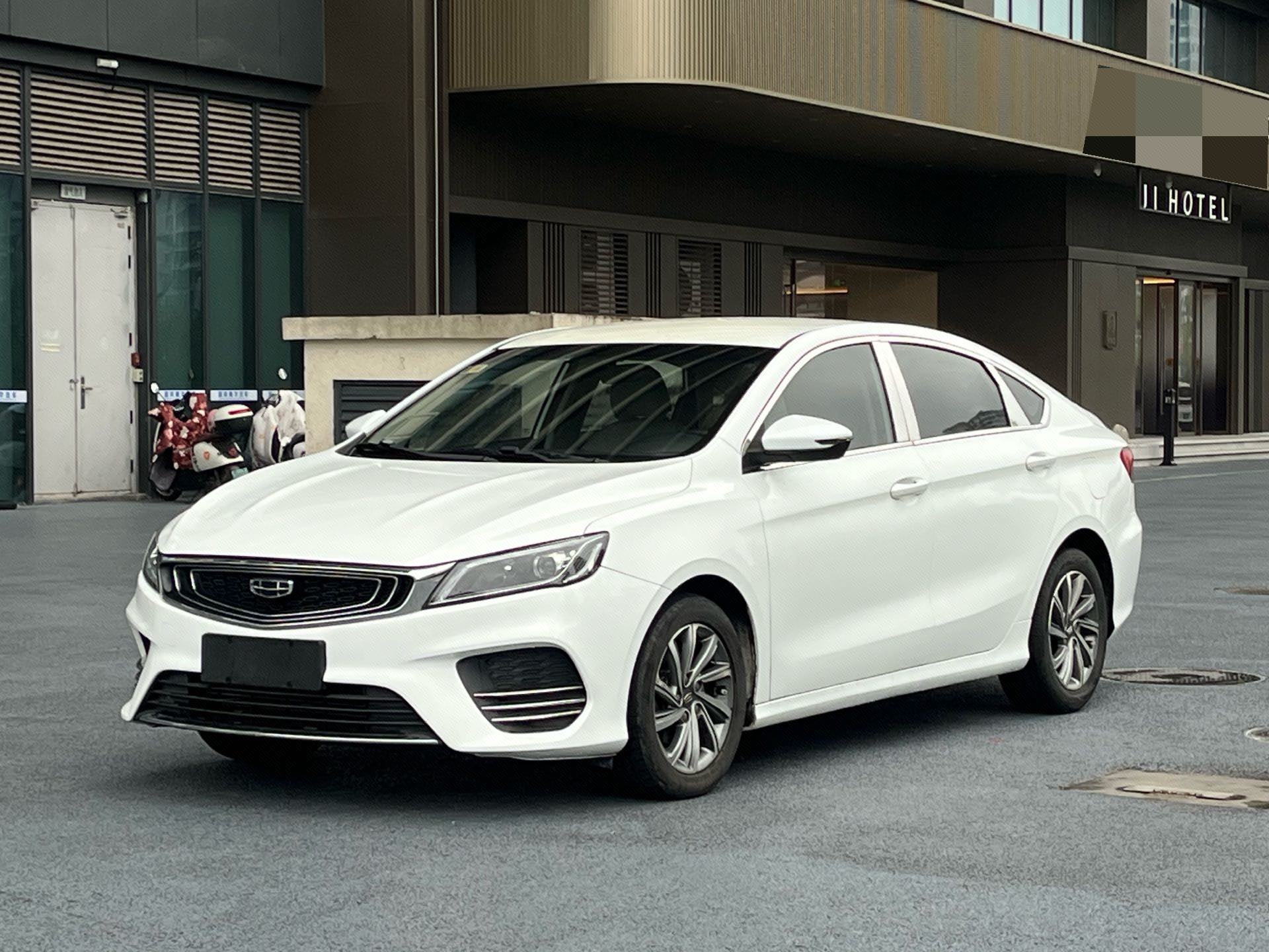 GEELY Binray 2019 GEELY Binray 2019 immagine di auto