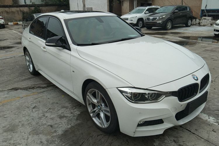 BMW 3 Series 2017 صورة سيارة #4
