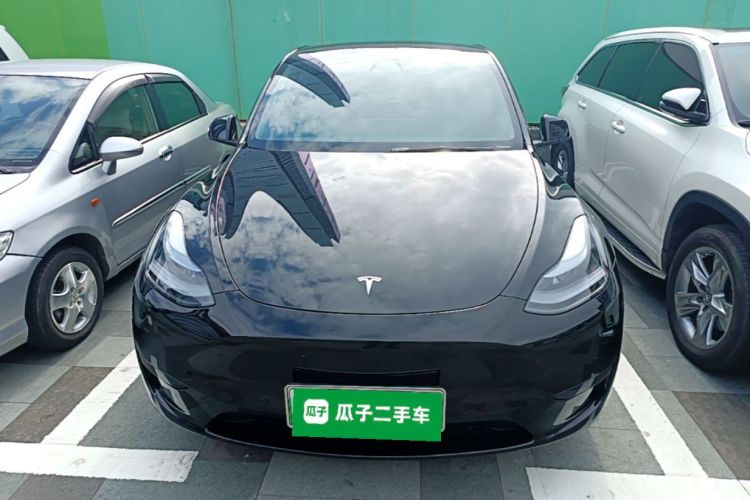 Tesla Model Y 2023 #3 Tesla Model Y 2023 car image #3