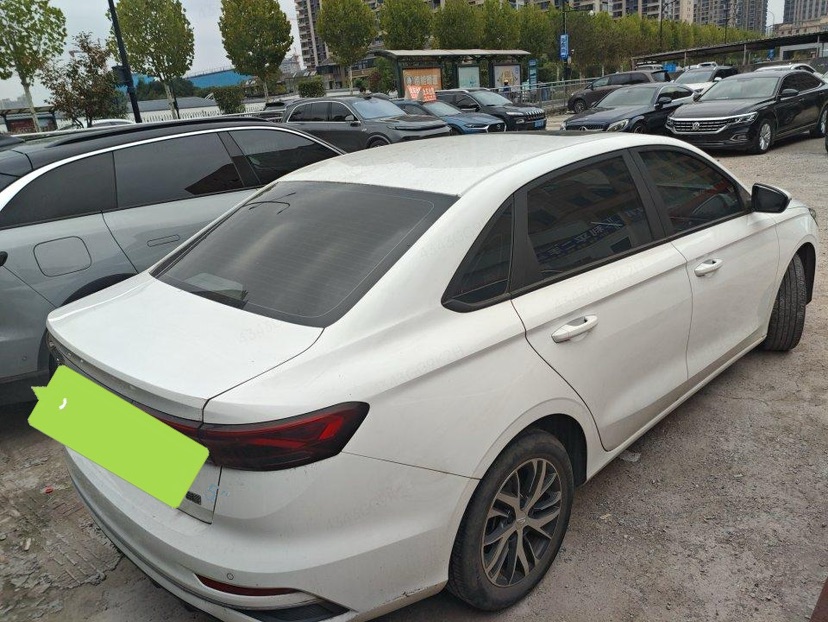 GEELY Emgrand 2023 #2 GEELY Emgrand 2023 car image #2