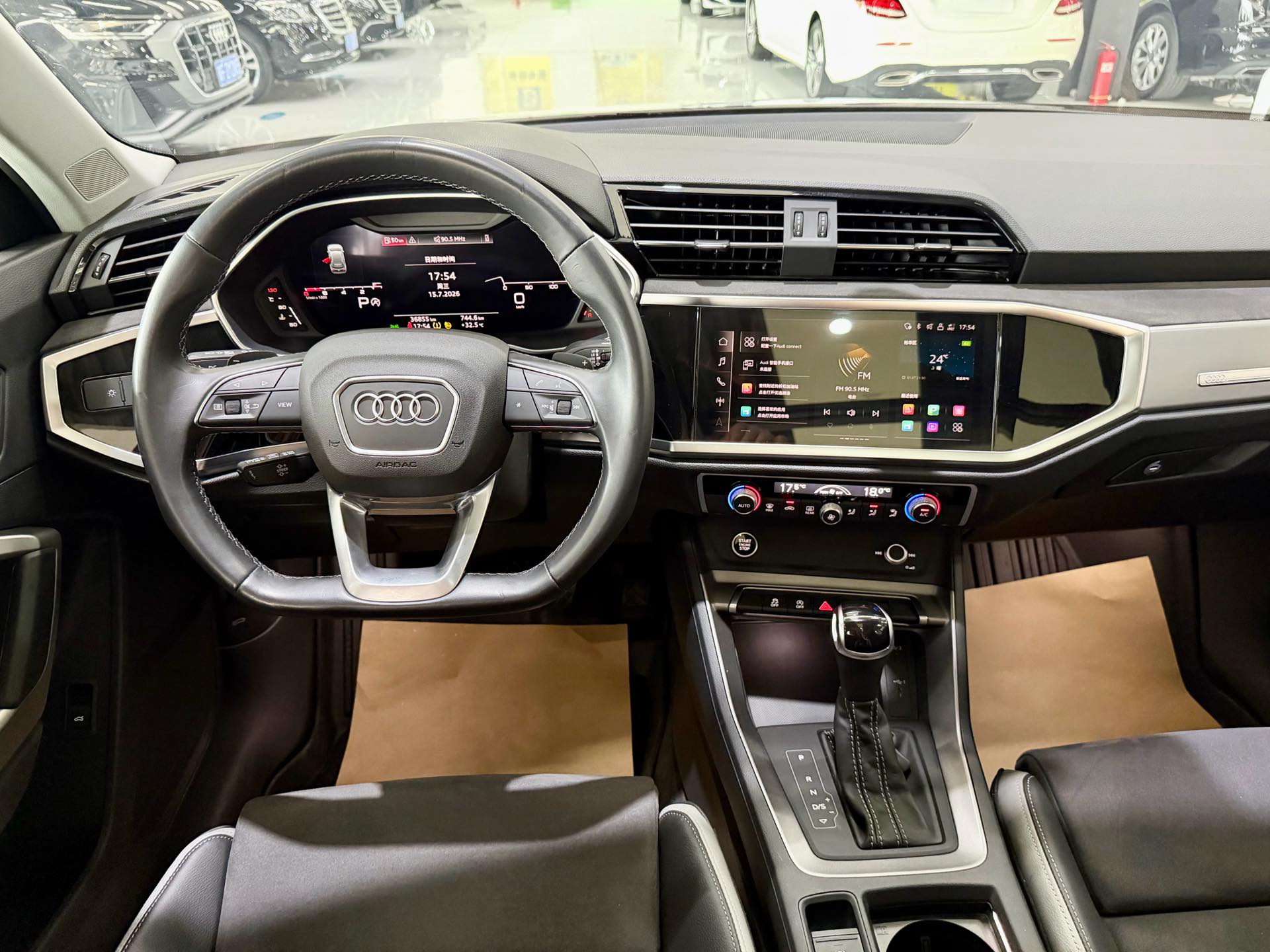Audi Q3 2023 #9 Audi Q3 2023 car image #9