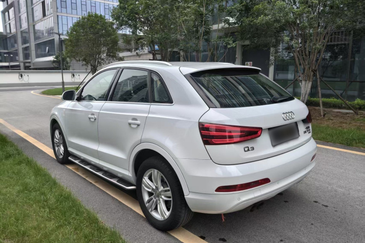 Audi Q3 2015 #5 Audi Q3 2015 car image #5