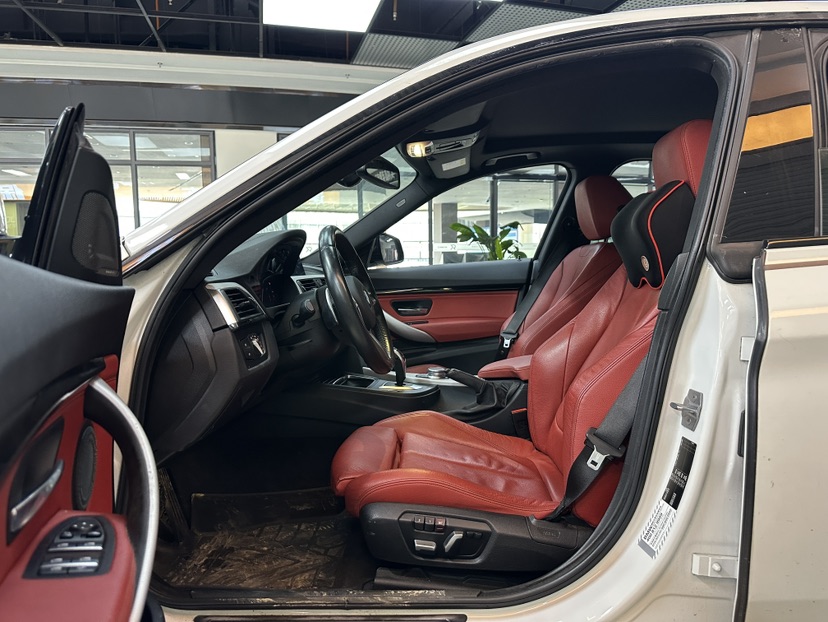 BMW 3 Series GT 2019 car image #3