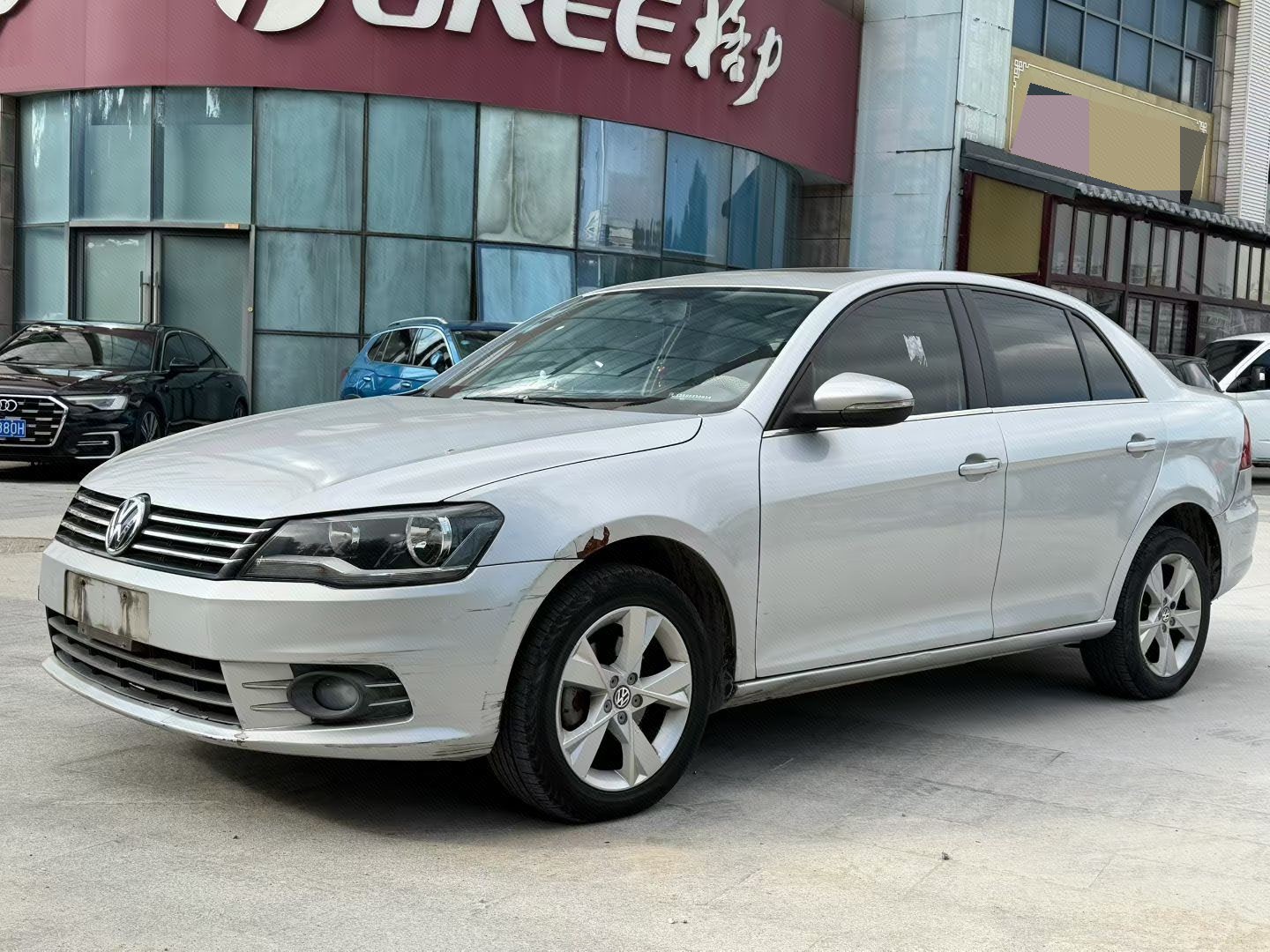 Volkswagen Bora 2013 صورة سيارة 