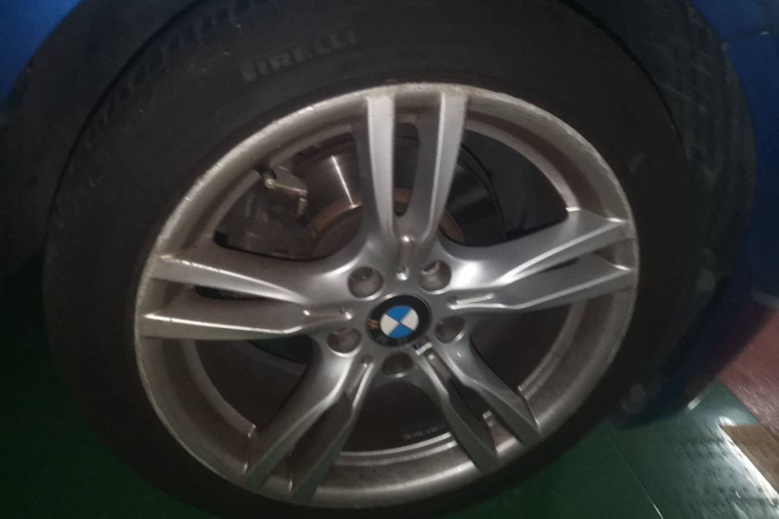 BMW 3 Series 2017 #9 BMW 3 Series 2017 car image #9