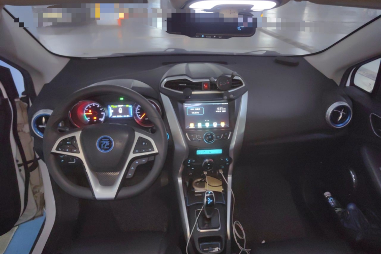 BYD Yuan New Energy 2019 car image #7