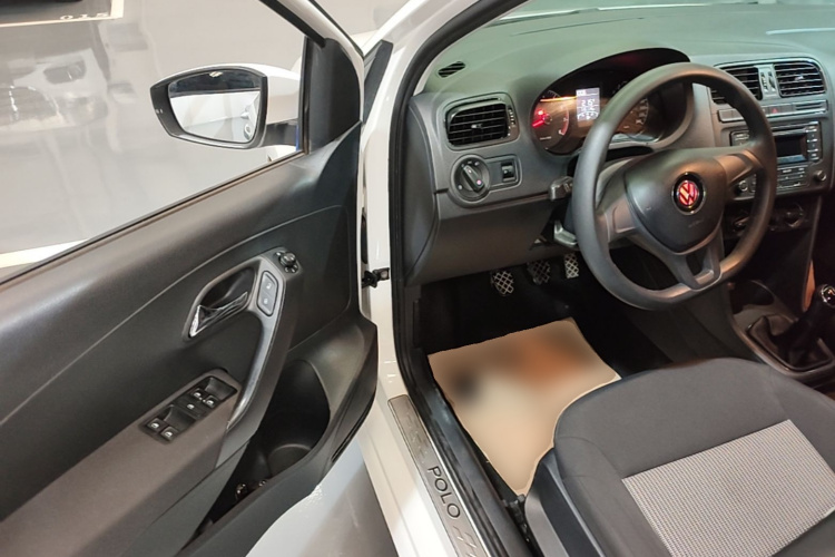 Volkswagen Polo 2016 #16 Volkswagen Polo 2016 car image #16