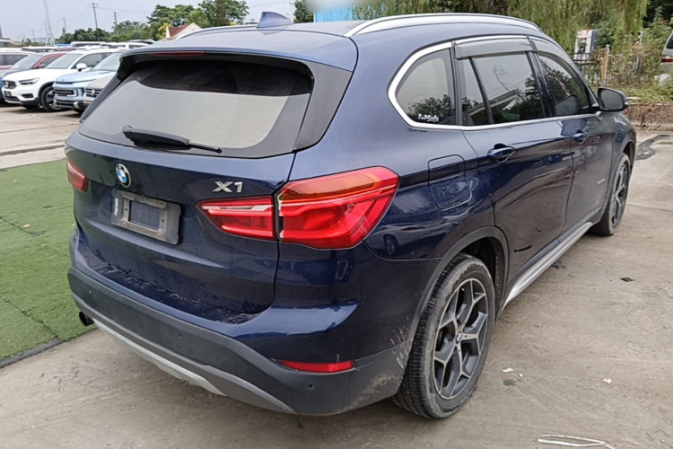 BMW X1 2017 #5 BMW X1 2017 صورة سيارة #5