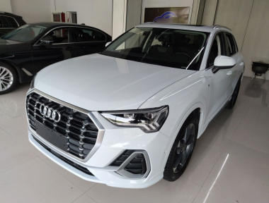 Audi Q3 2021 car image 