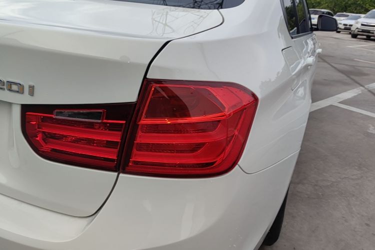 BMW 3 Series 2015 #8 BMW 3 Series 2015 car image #8