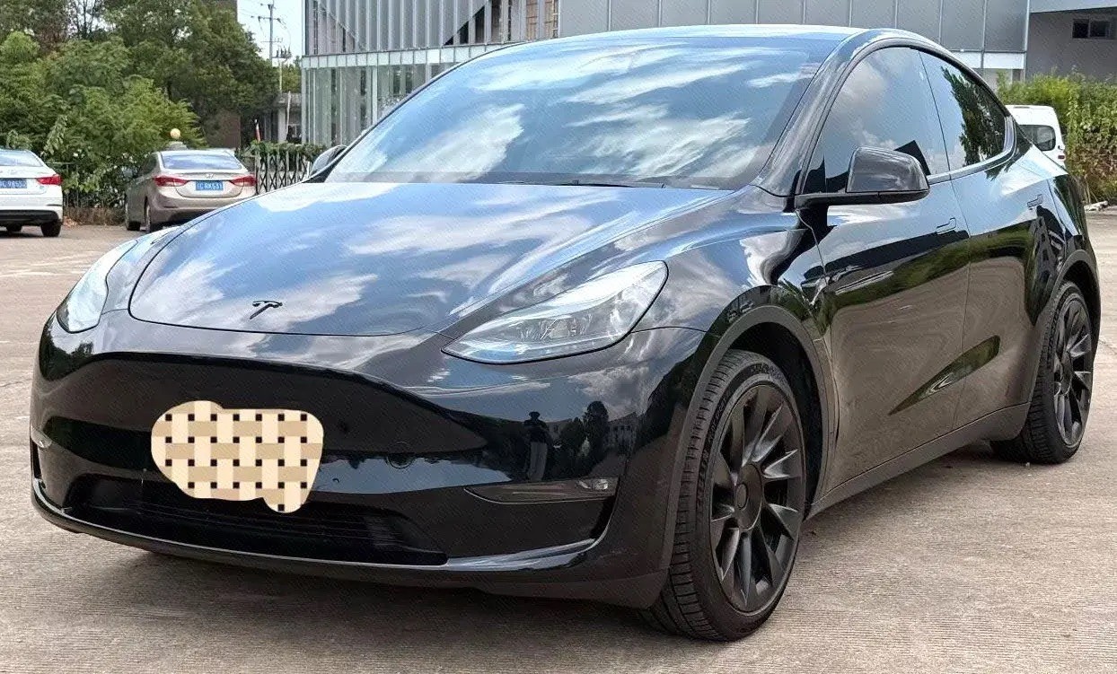 Tesla Model Y 2023 Tesla Model Y 2023 car image