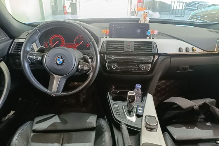 BMW 3 Series GT 2019 car image #10