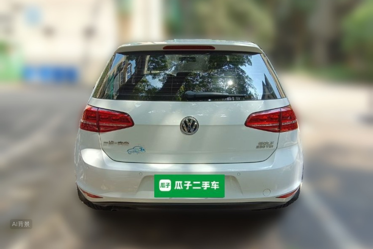 Volkswagen Golf 2017 car image #6
