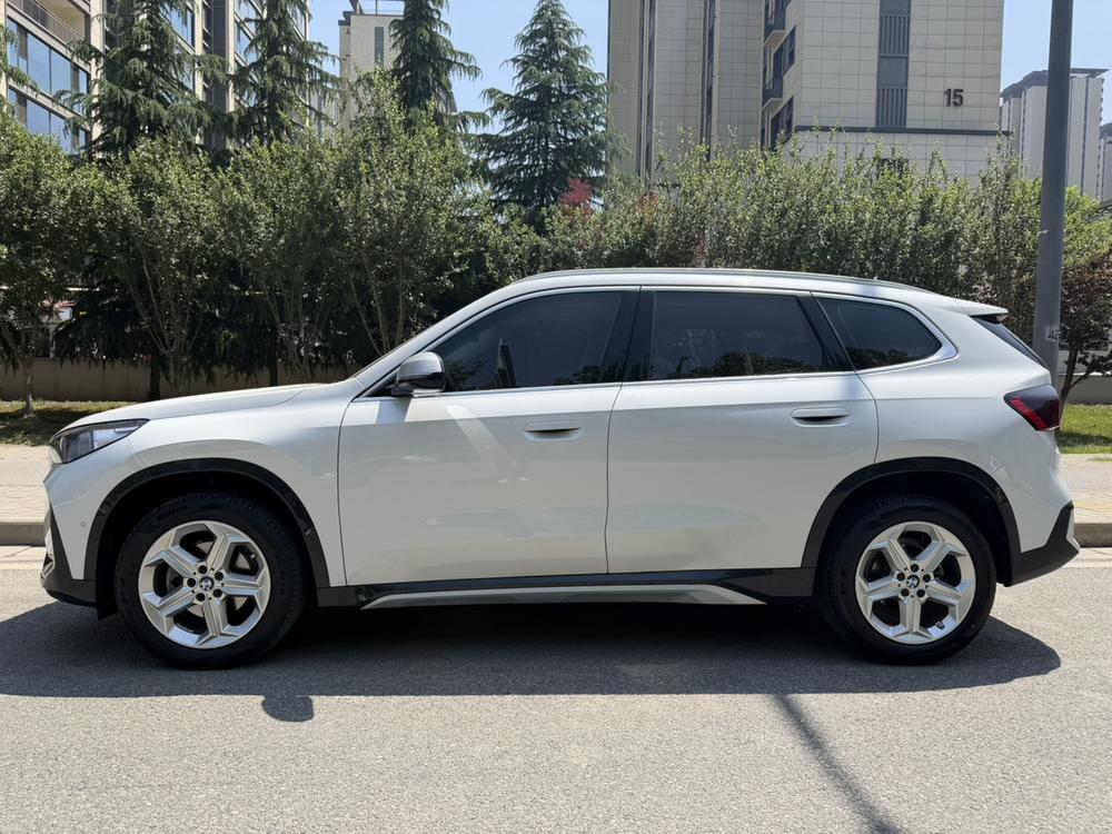 BMW X1 2023 #4 BMW X1 2023 car image #4