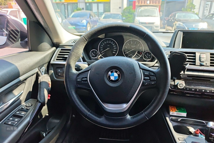 BMW 3 Series 2017 #12 BMW 3 Series 2017 car image #12