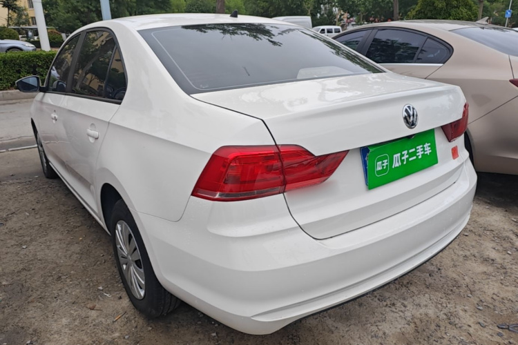 Volkswagen Santana 2017 car image #5