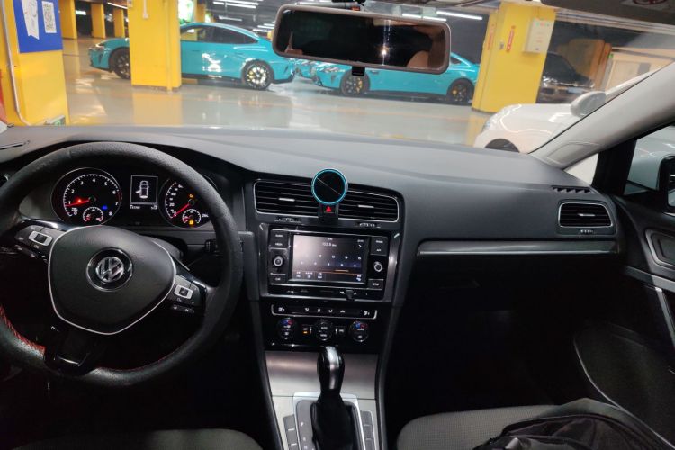 Volkswagen Golf 2016 imagen de coche #13