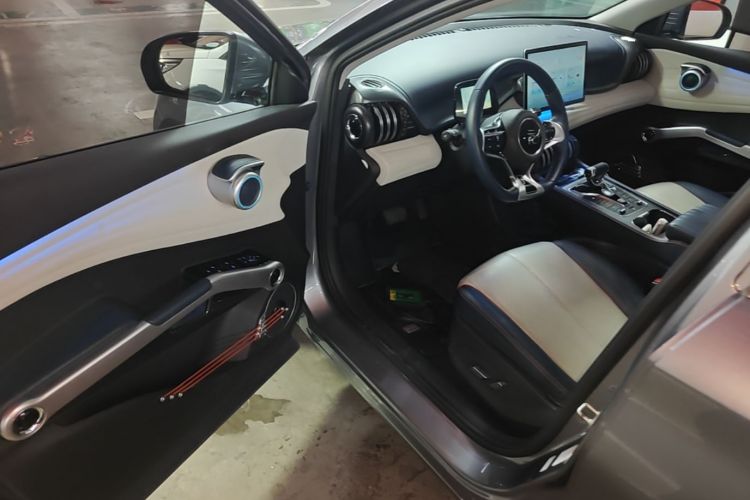 BYD Yuan Plus 2022 immagine di auto #16