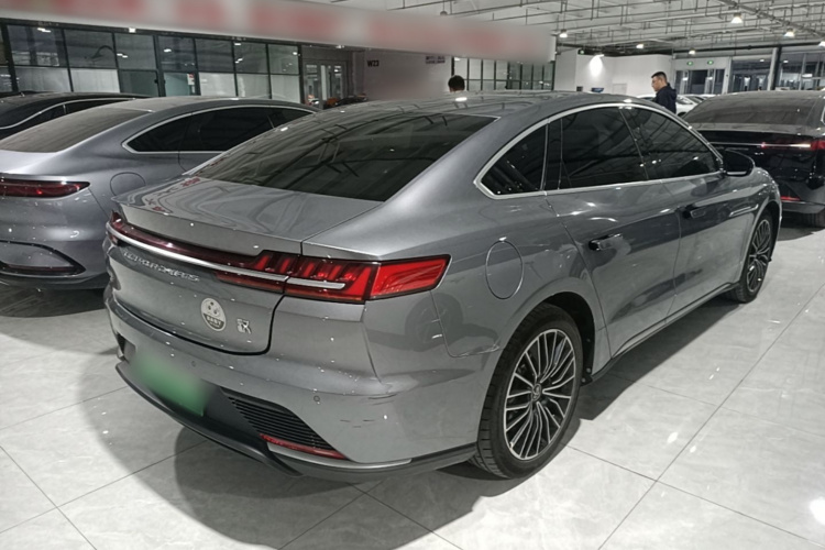 BYD Han 2022 #7 BYD Han 2022 car image #7