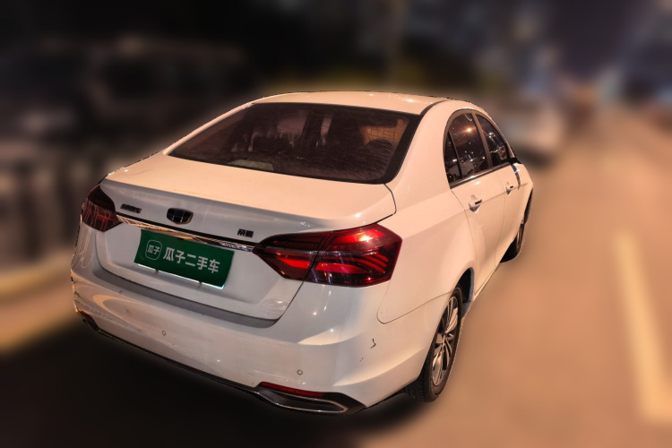 GEELY Emgrand 2019 car image #7